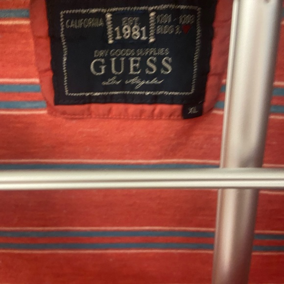 Xl guess tank top - Picture 2 of 2